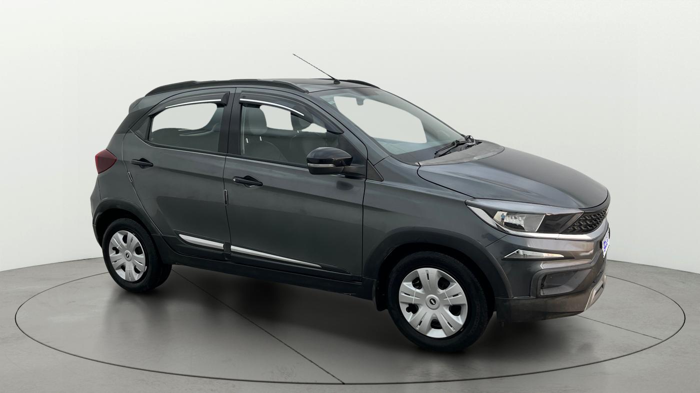 2023 Tata TIAGO NRG XZ AMT, Petrol, Automatic, 58,243 km, Right Front Diagonal