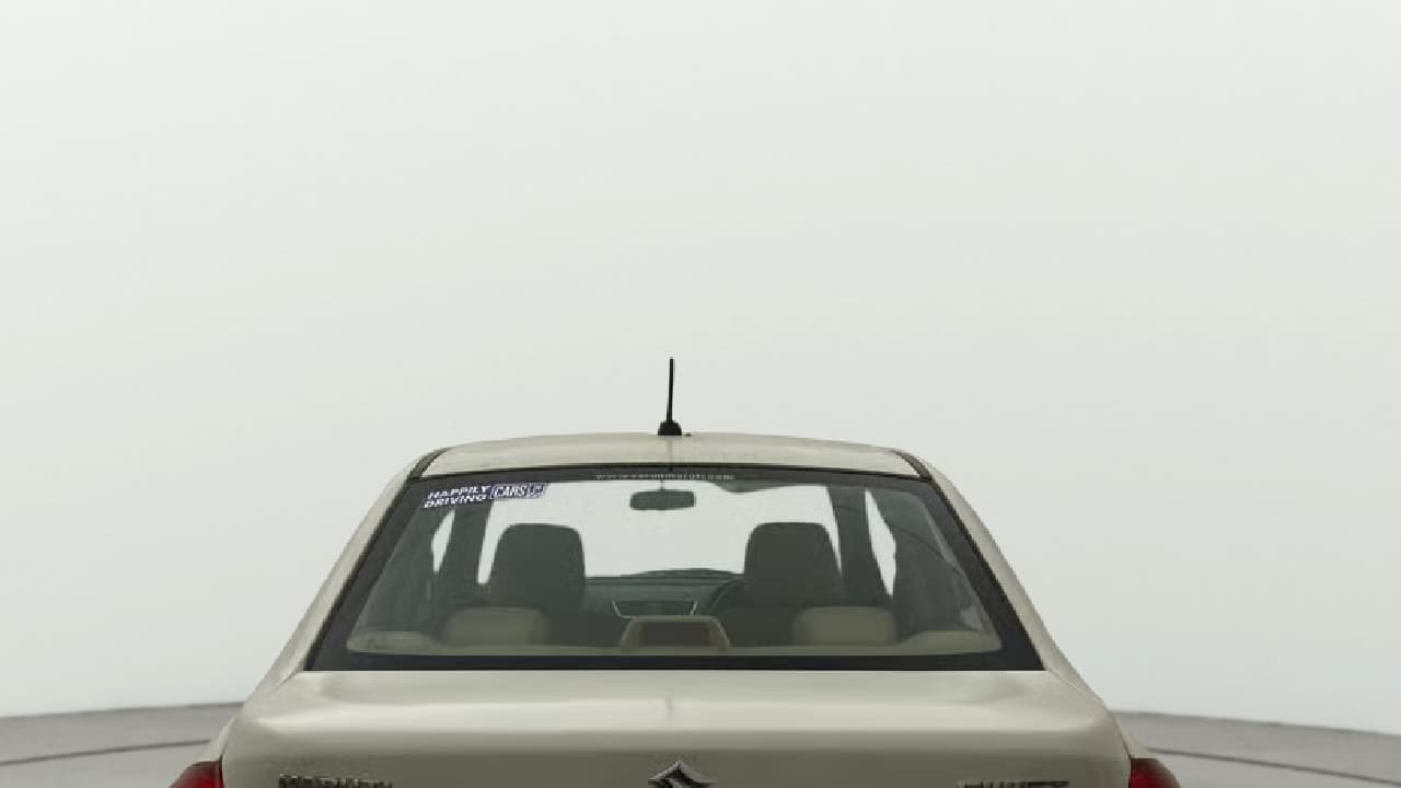 2015 Maruti Swift Dzire VXI, Petrol, Manual, 52,374 km, Rear Windshield