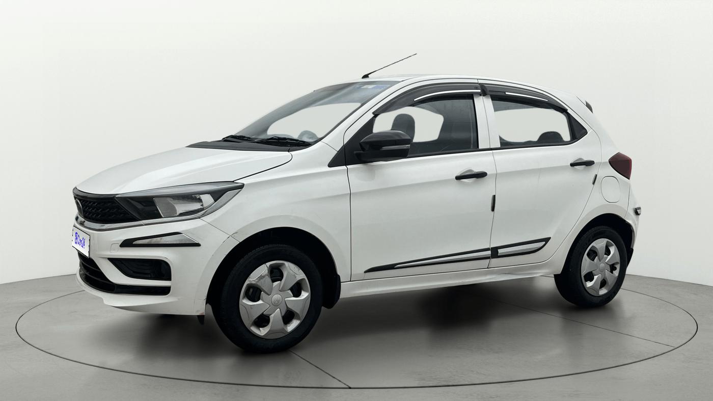 2024 Tata Tiago XM PETROL, Petrol, Manual, 19,986 km, Left Front Diagonal