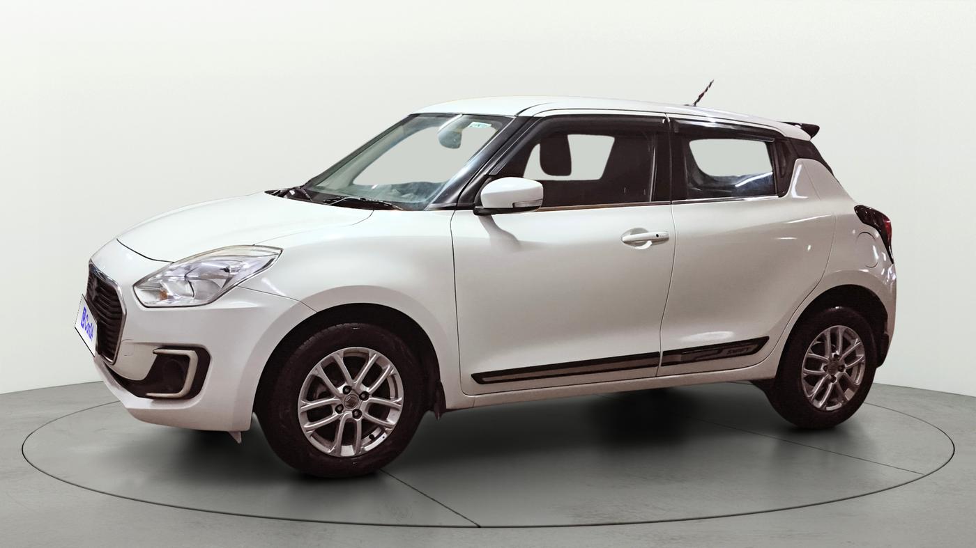 2019 Maruti Swift ZXI AMT, Petrol, Automatic, 28,763 km, Left Front Diagonal