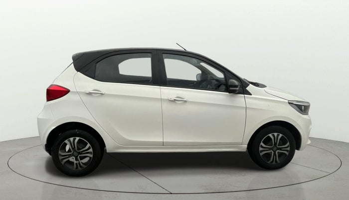 2022 Tata Tiago XZ PLUS CNG, CNG, Manual, 30,379 km, Right Side View