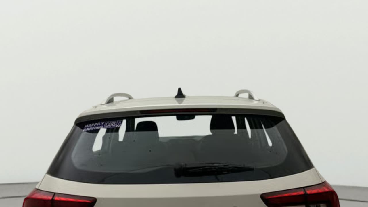 2022 Skoda KUSHAQ STYLE 1.5L TSI MT, Petrol, Manual, 95,350 km, Rear Windshield