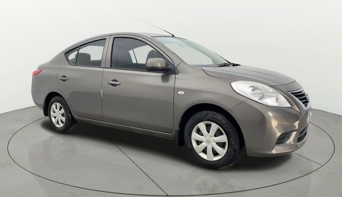 2013 Nissan Sunny XL, Petrol, Manual, 38,704 km, Right Front Diagonal