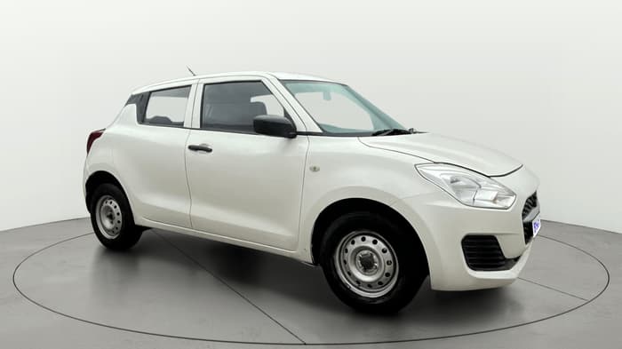 2022 Maruti Swift LXI, Petrol, Manual, 1,25,412 km, Right Front Diagonal