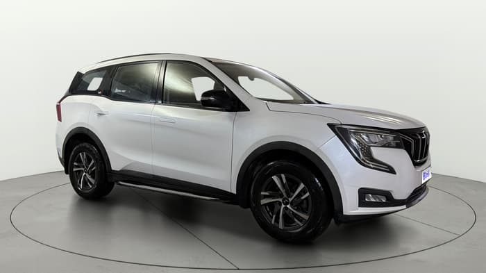 2024 Mahindra XUV700 AX 5 D AT 7 STR, Diesel, Automatic, 47,111 km, Right Front Diagonal
