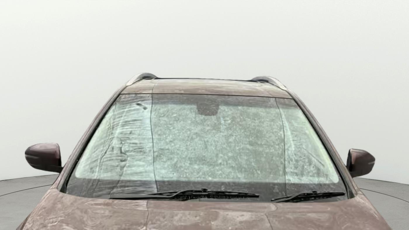 2019 MG HECTOR SHARP 1.5 DCT PETROL, Petrol, Automatic, 1,04,024 km, Front Windshield