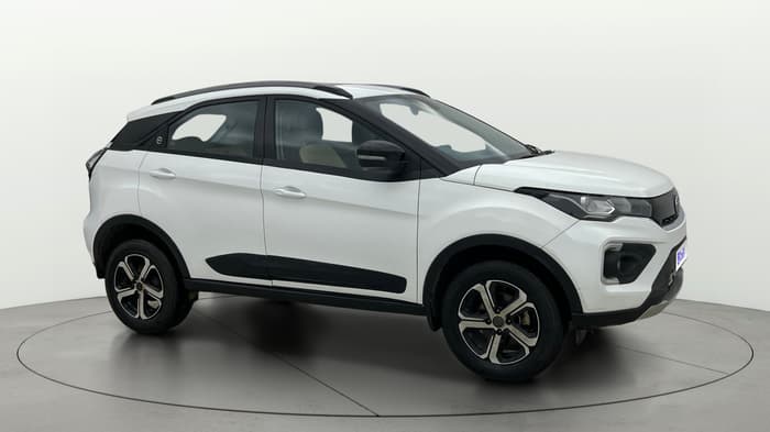2023 Tata NEXON XZ PLUS PETROL SUNROOF, Petrol, Manual, 66,540 km, Right Front Diagonal