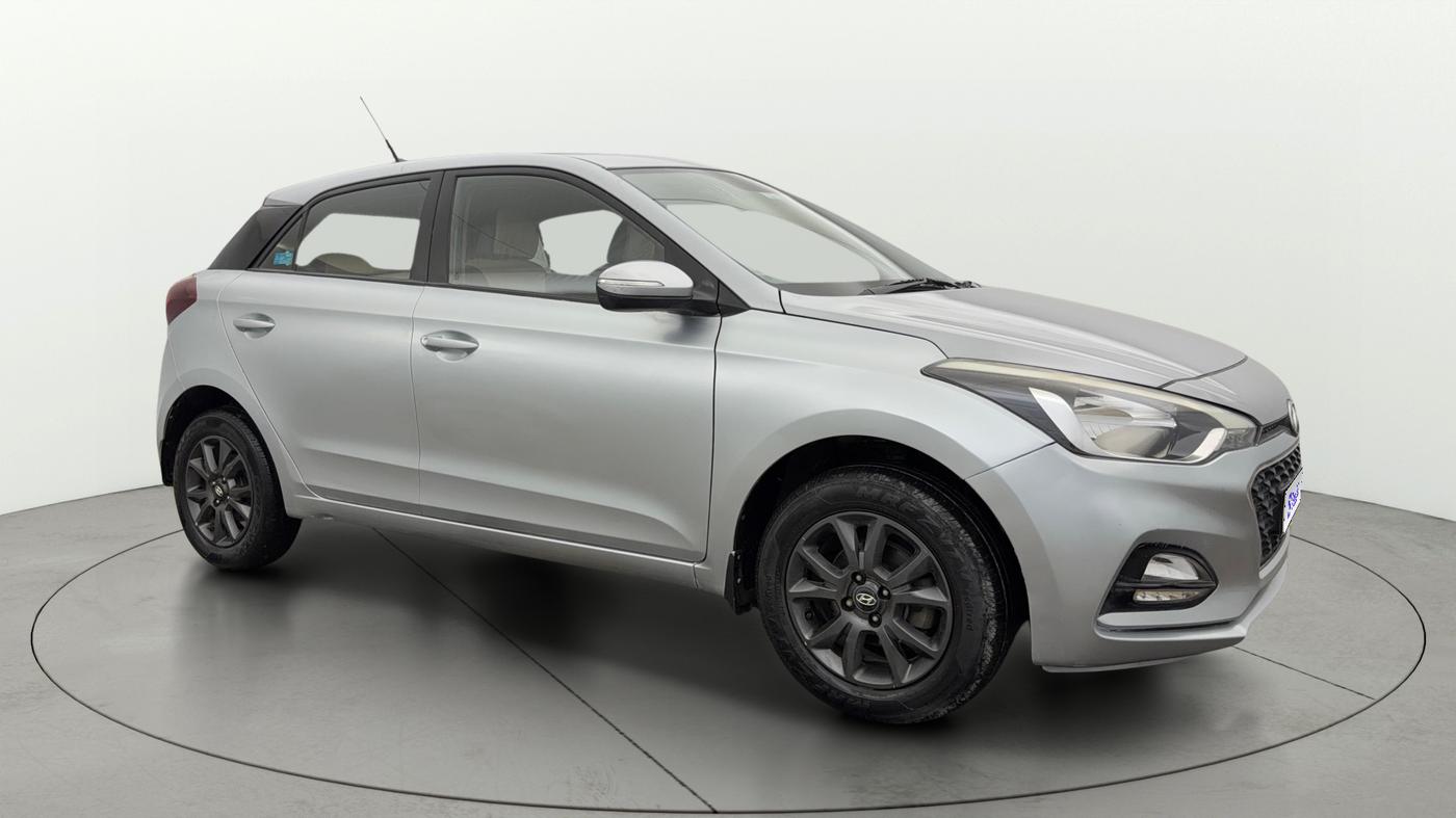 2020 Hyundai Elite i20 SPORTZ PLUS 1.2, Petrol, Manual, 60,456 km, Right Front Diagonal