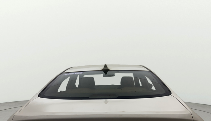 2017 Hyundai Verna 1.6 VTVT SX, Petrol, Manual, 60,315 km, Rear Windshield