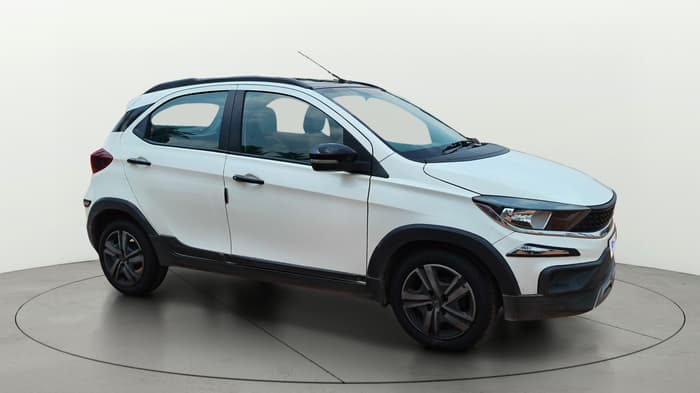 2021 Tata TIAGO NRG XZ AMT, Petrol, Automatic, 78,097 km, Right Front Diagonal