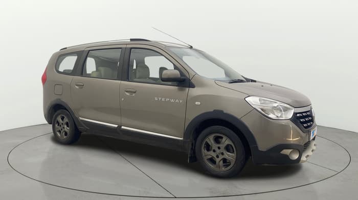 2015 Renault Lodgy 110 PS RXZ STEPWAY 7 STR, Diesel, Manual, 88,207 km, Right Front Diagonal
