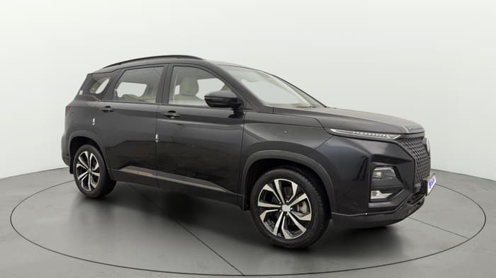 2024 MG HECTOR SAVVY PRO 1.5 TURBO CVT PETROL, Petrol, Automatic, 18,232 km, Right Front Diagonal