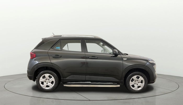 2019 Hyundai VENUE S 1.2, Petrol, Manual, 28,246 km, Right Side View