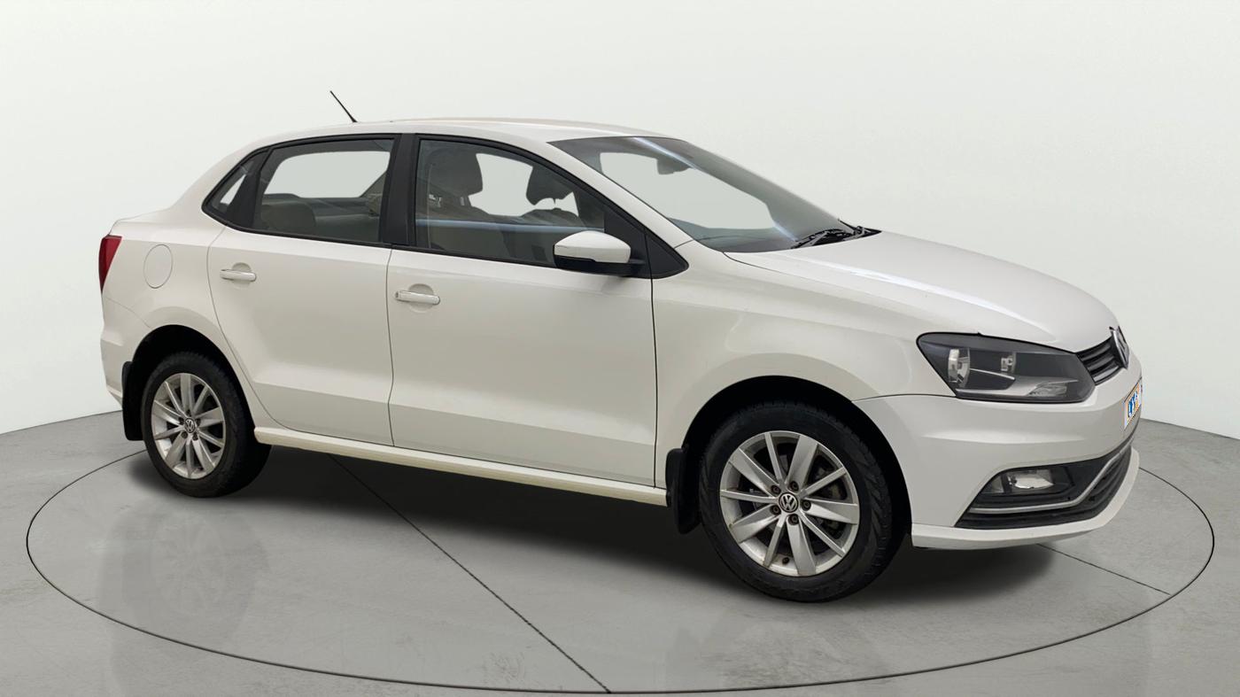 2016 Volkswagen Ameo HIGHLINE1.2L, Petrol, Manual, 32,487 km, Right Front Diagonal