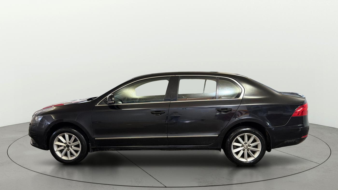 2014 Skoda Superb ELEGANCE 1.8 TSI AT, Petrol, Automatic, 62,629 km, Left Side