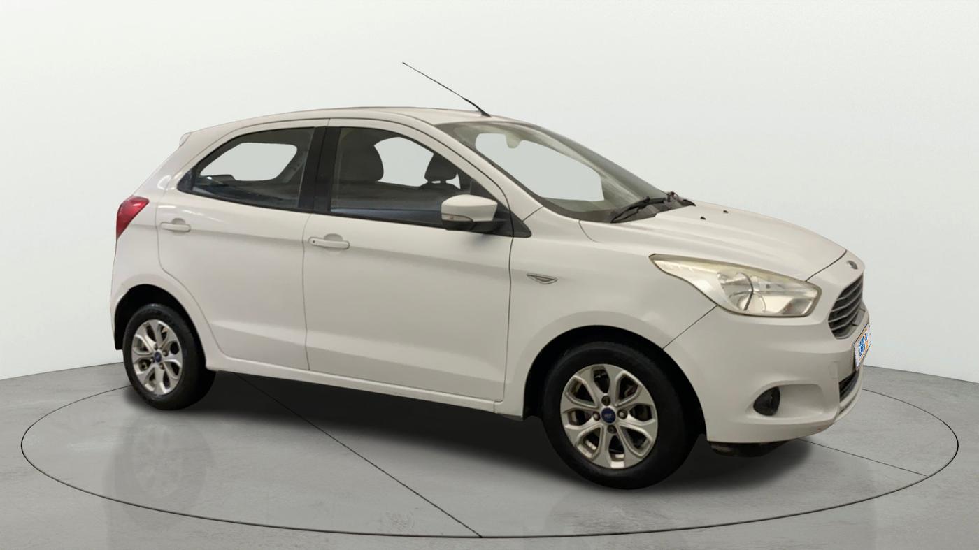2016 Ford New Figo TITANIUM 1.2 PETROL MT, Petrol, Manual, 56,920 km, SRP