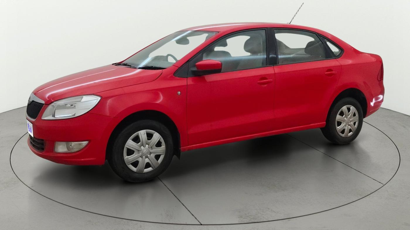 2013 Skoda Rapid AMBITION 1.6 MPI MT PLUS, Petrol, Manual, 43,863 km, Left Front Diagonal