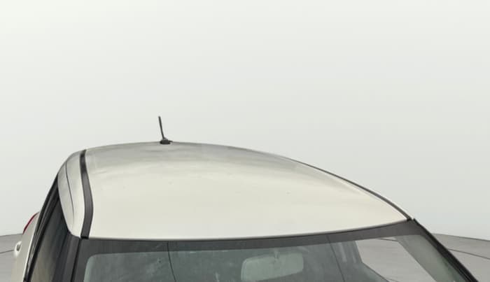 2017 Maruti Swift LXI (O), Petrol, Manual, 54,030 km, Roof