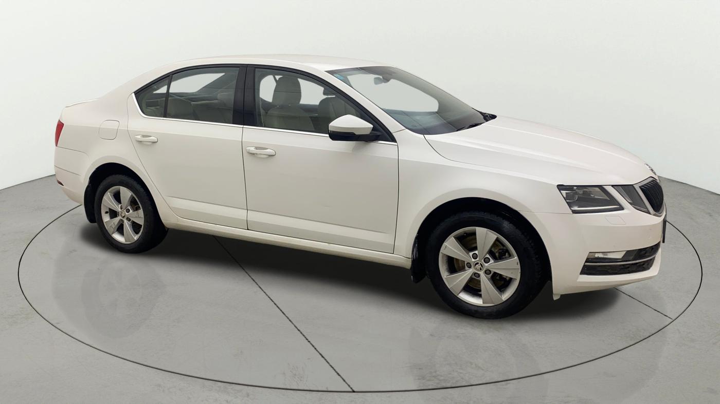 2019 Skoda Octavia STYLE 1.8 TSI AT, Petrol, Automatic, 1,12,874 km, SRP