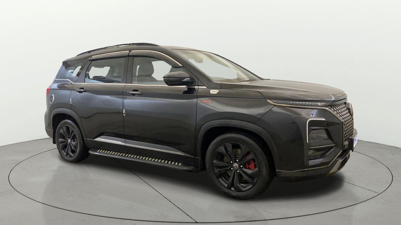 2024 MG HECTOR Sharp Pro Blackstorm 1.5 Turbo CVT, Petrol, Automatic, 33,197 km, SRP