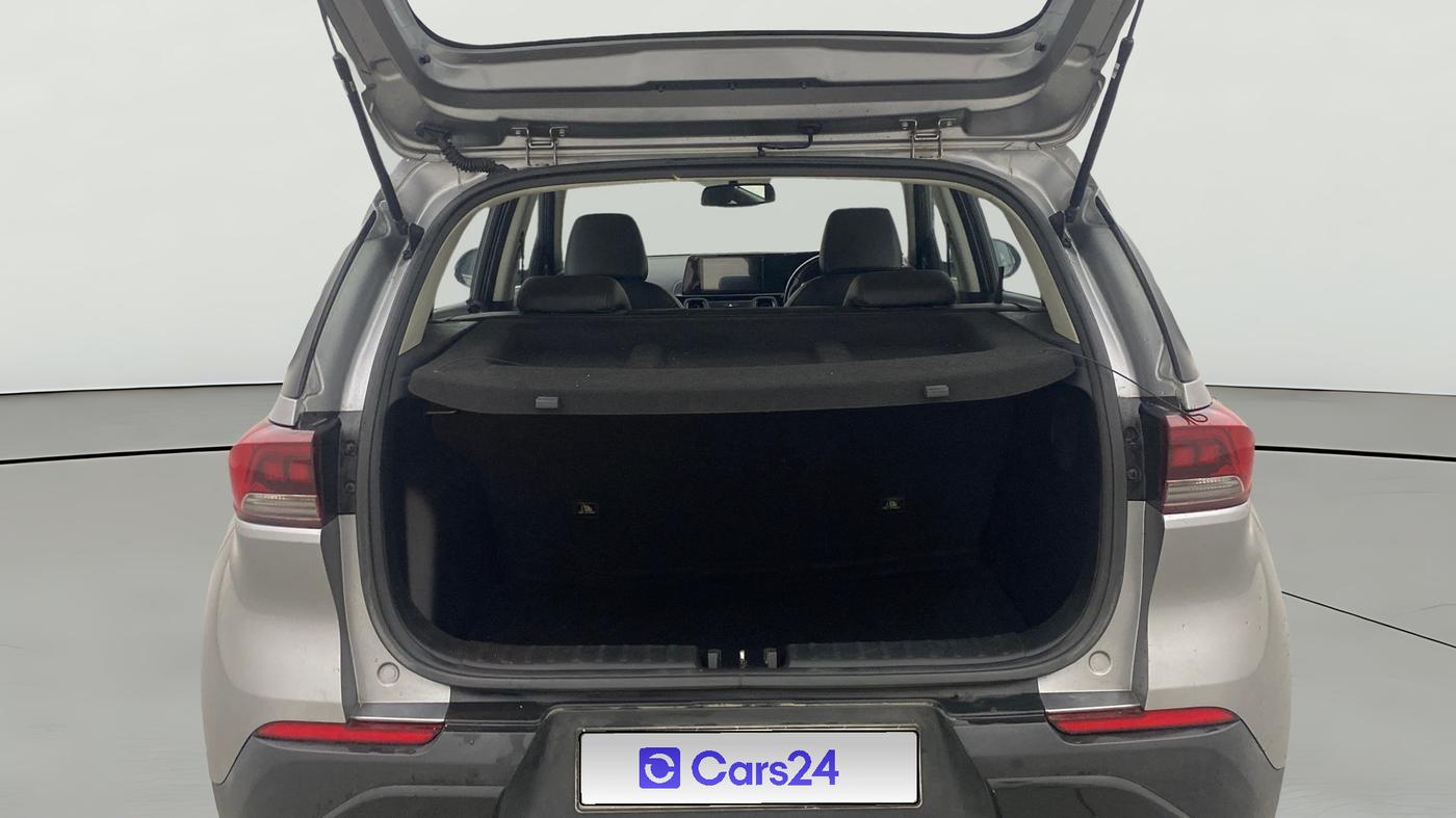 2020 KIA SONET GTX PLUS 1.5 AT, Diesel, Automatic, 60,654 km, Boot Open Zoomed View