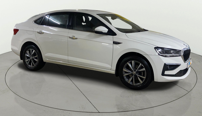 2022 Skoda SLAVIA STYLE 1.0L TSI MT, Petrol, Manual, 47,716 km, Right Front Diagonal