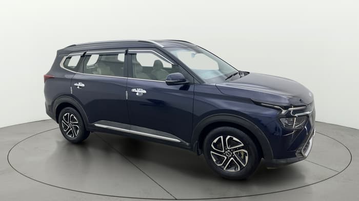 2022 KIA CARENS LUXURY PLUS 1.5 DIESEL AT 6 STR, Diesel, Automatic, 45,761 km, Right Front Diagonal