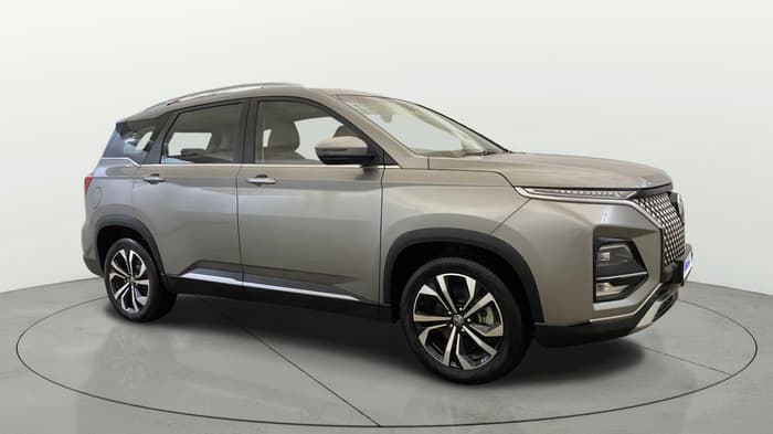 2025 MG HECTOR PLUS SHARP PRO 1.5 TURBO MT 7 STR, Petrol, Manual, 1,516 km, Right Front Diagonal