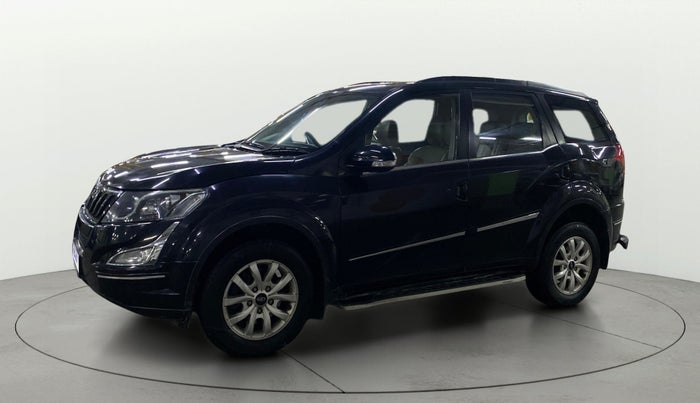 2017 Mahindra XUV500 W9 AT, Diesel, Automatic, 86,529 km, Left Front Diagonal