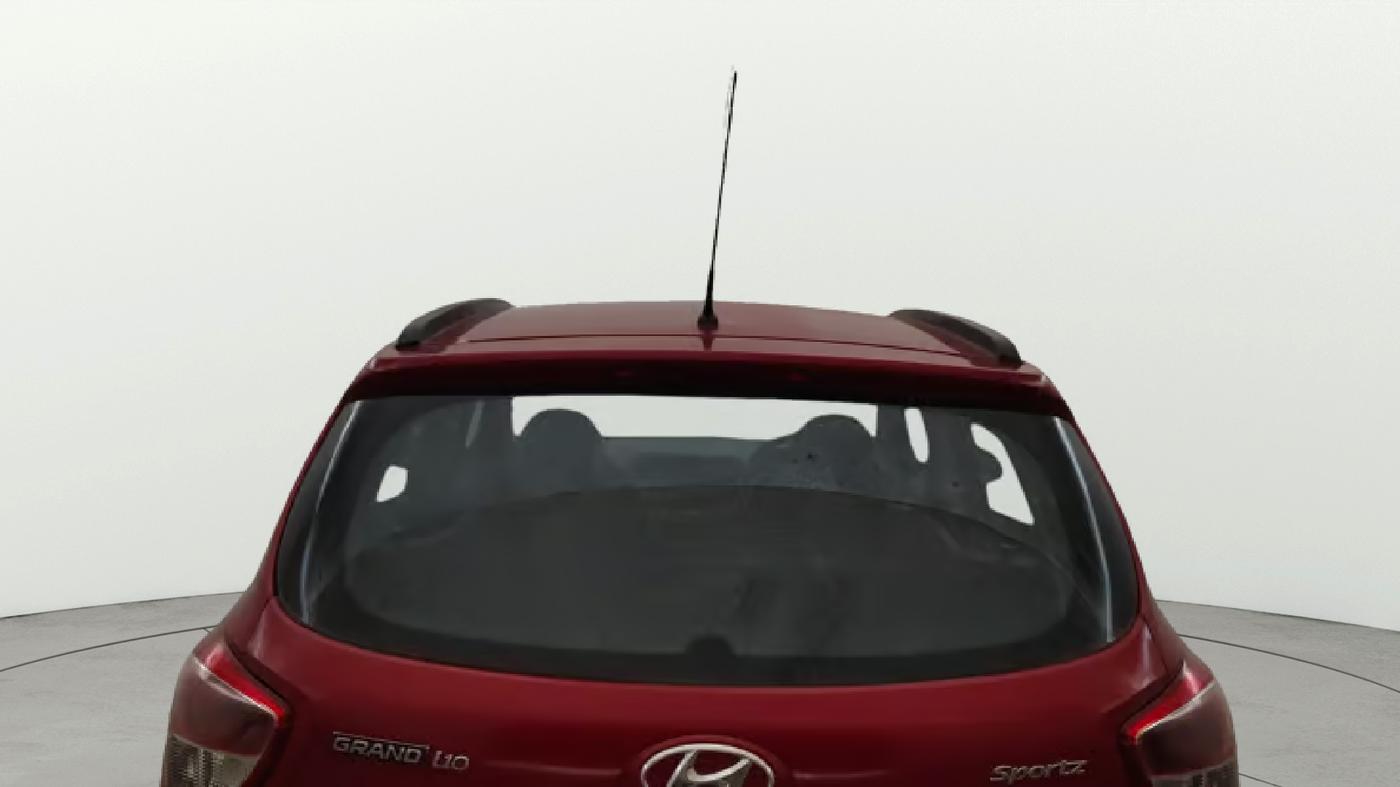 2017 Hyundai Grand i10 SPORTZ (O) AT 1.2 KAPPA VTVT, Petrol, Automatic, 69,502 km, Rear Windshield