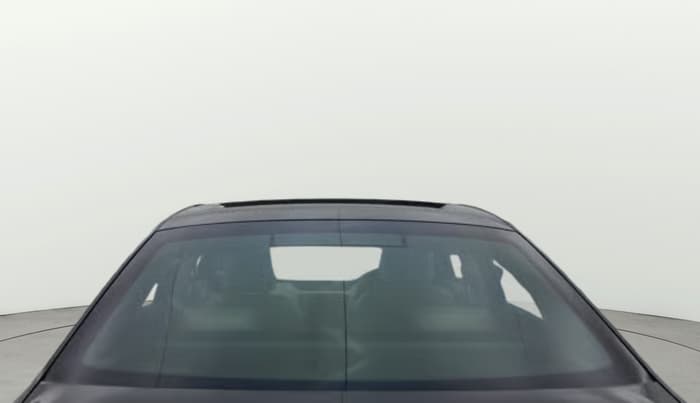 2013 Skoda Octavia ELEGANCE 2.0 TDI AT, Diesel, Automatic, 1,05,095 km, Rear Windshield