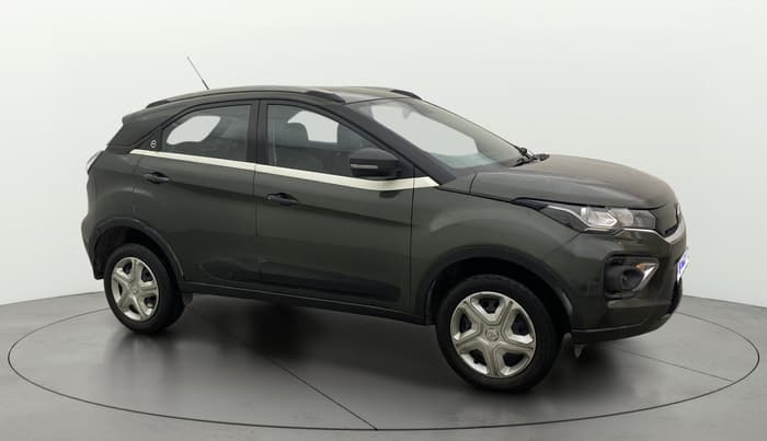 2023 Tata NEXON XM PETROL, Petrol, Manual, 22,115 km, Right Front Diagonal