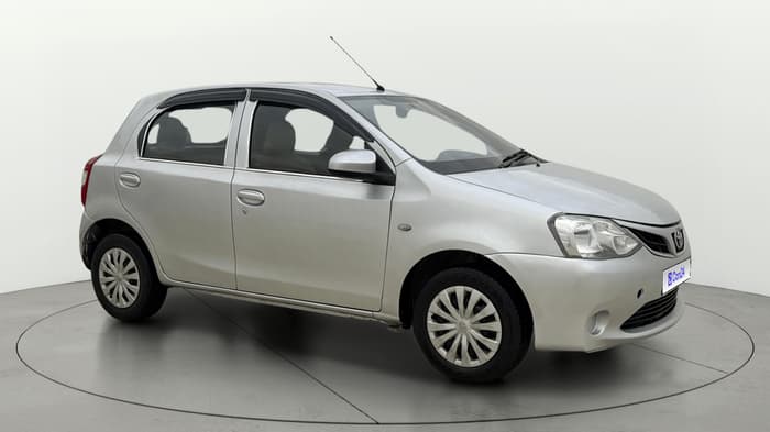 2015 Toyota Etios Liva G, CNG, Manual, 48,681 km, Right Front Diagonal