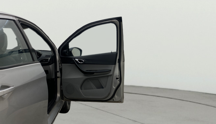 2020 Tata Tiago XZ PLUS PETROL, Petrol, Manual, 50,102 km, RHS Front Door