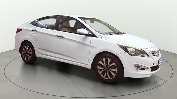 2015 Hyundai Verna FLUIDIC 1.6 CRDI S(O) 4S, Diesel, Manual, 92,692 km, Right Front Diagonal