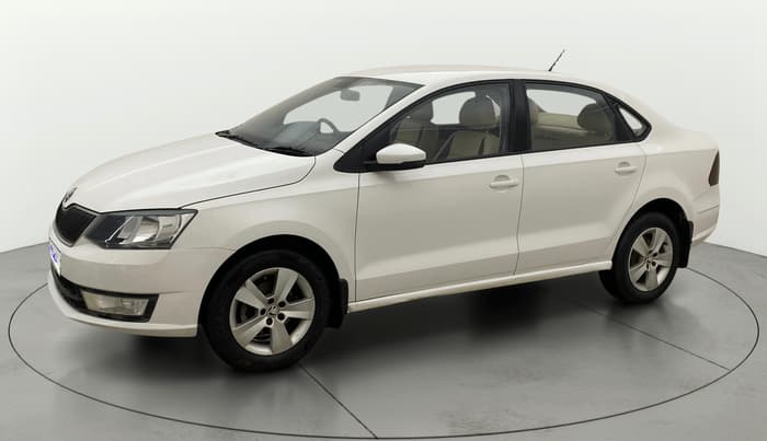 2017 Skoda Rapid AMBITION 1.6 MPI MT, Petrol, Manual, 69,685 km, Left Front Diagonal