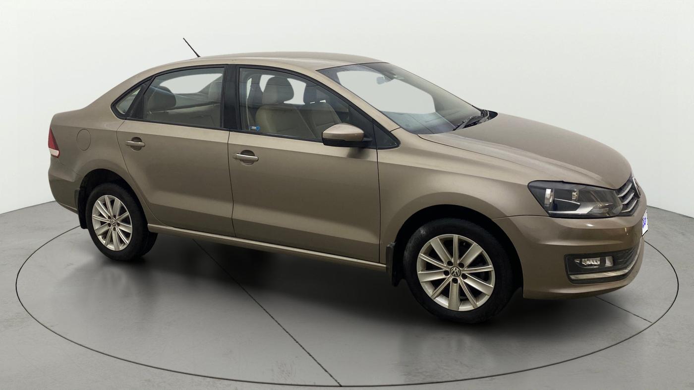 2016 Volkswagen Vento HIGHLINE PETROL AT, Petrol, Automatic, 49,229 km, Right Front Diagonal