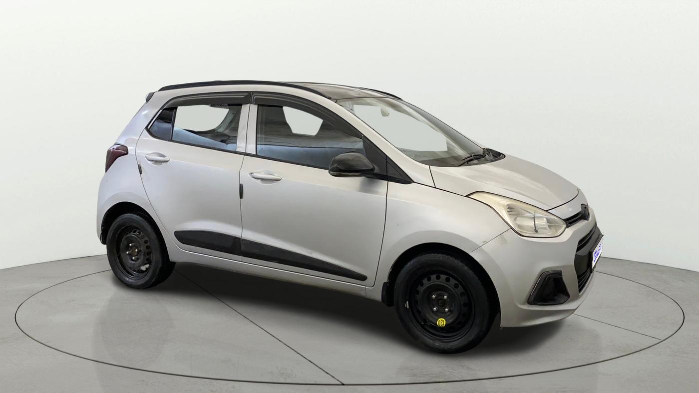 2015 Hyundai Grand i10 SPORTZ 1.2 KAPPA VTVT, Petrol, Manual, 55,260 km, Right Front Diagonal