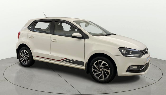 2017 Volkswagen Polo COMFORTLINE 1.2L, Petrol, Manual, 53,815 km, SRP