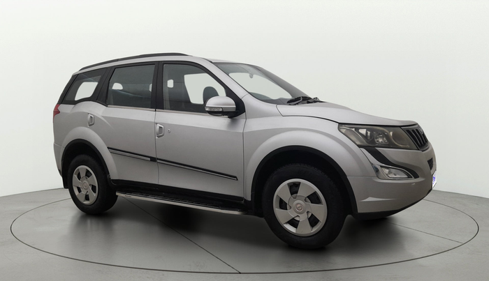 2016 Mahindra XUV500 W6 AT 1.99, Diesel, Automatic, 44,518 km, SRP