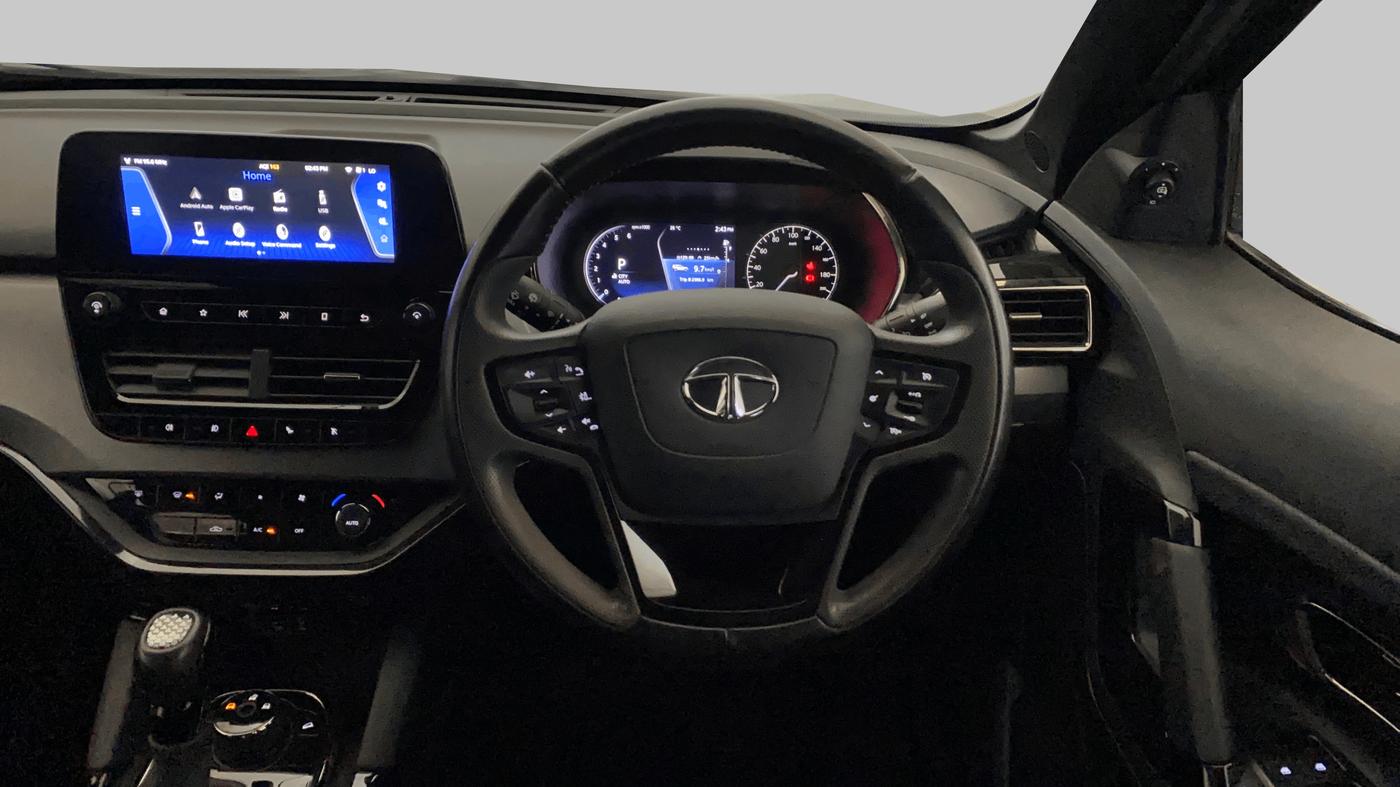 2022 Tata Safari XZA PLUS DARK EDITION, Diesel, Automatic, 35,053 km, Steering Wheel Close Up