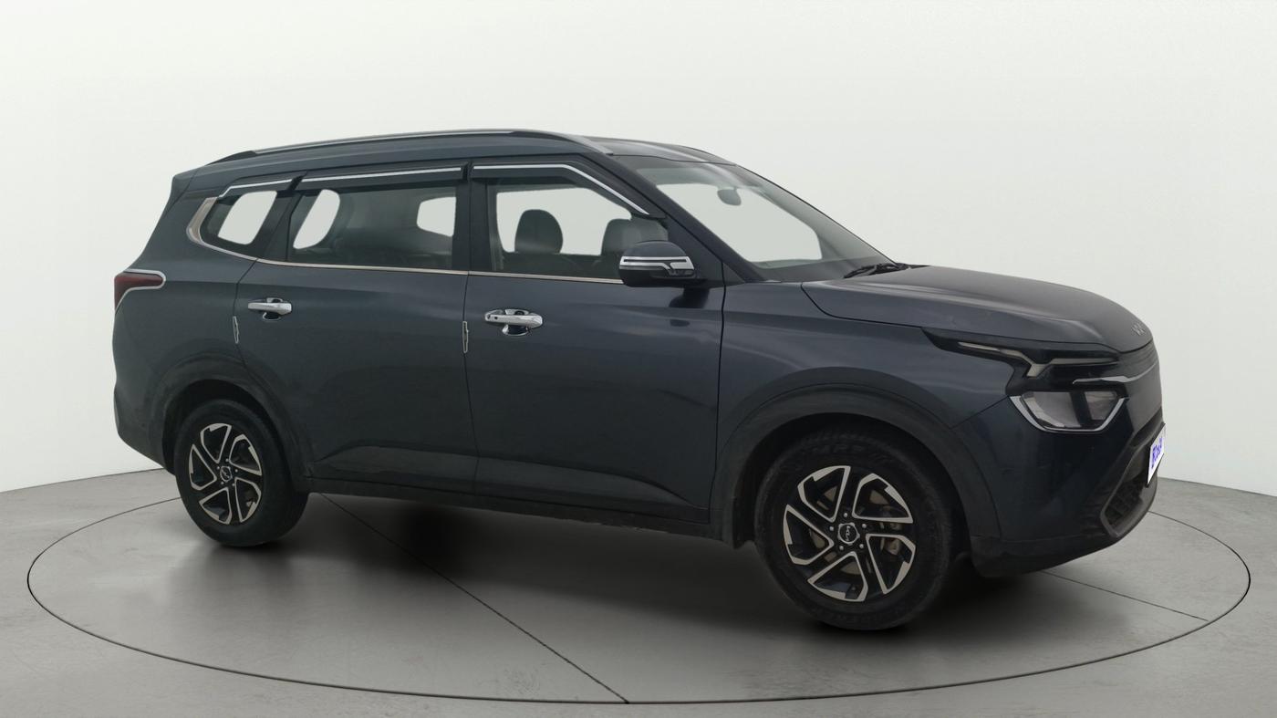 2022 KIA CARENS PRESTIGE PLUS 1.5 DIESEL 7 STR, Diesel, Manual, 1,27,075 km, Right Front Diagonal