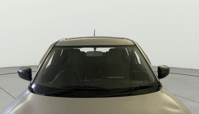 2022 Maruti Swift LXI, CNG, Manual, 92,405 km, Front Windshield