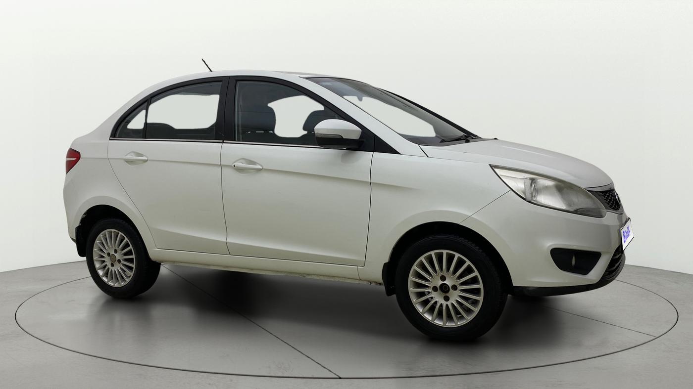 2016 Tata Zest XT PETROL, Petrol, Manual, 1,22,654 km, Right Front Diagonal