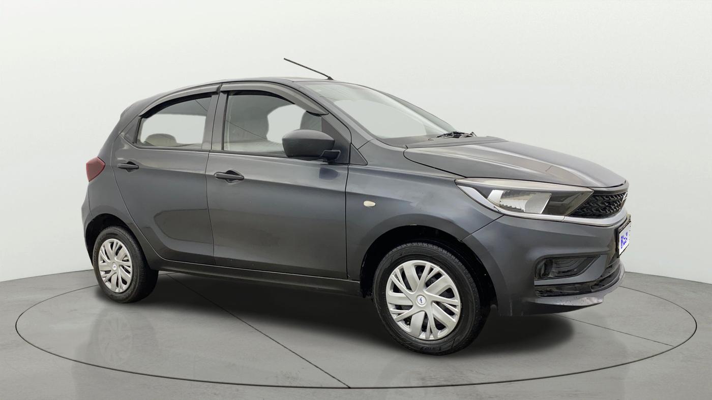 2022 Tata Tiago XM CNG, CNG, Manual, 90,117 km, Right Front Diagonal