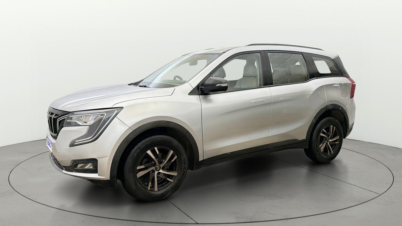 2022 Mahindra XUV700 AX 5 P AT 5 STR, Petrol, Automatic, 34,431 km, Left Front Diagonal