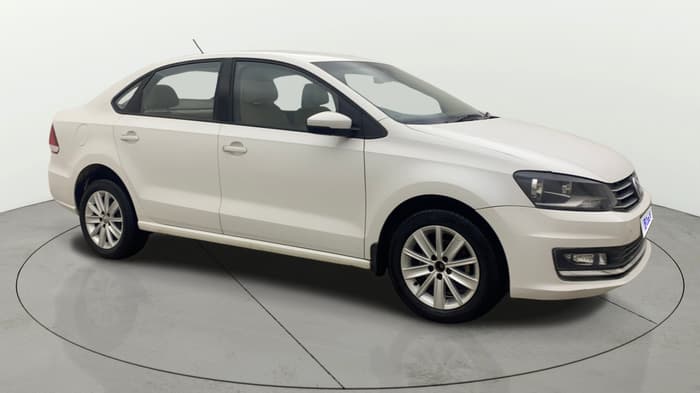 2017 Volkswagen Vento HIGHLINE PETROL AT, Petrol, Automatic, 84,972 km, Right Front Diagonal