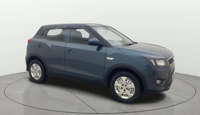 2021 Mahindra XUV300 W4 1.2 PETROL, Petrol, Manual, 34,008 km, SRP