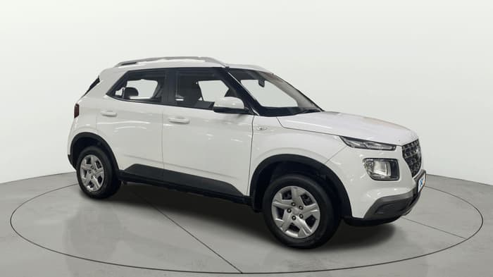 2021 Hyundai VENUE S 1.2, Petrol, Manual, 33,793 km, Right Front Diagonal