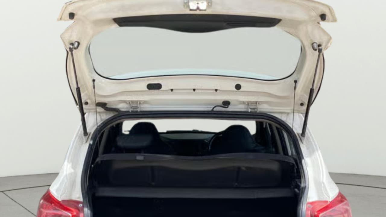 2015 Hyundai Grand i10 ASTA AT 1.2 KAPPA VTVT, Petrol, Automatic, 78,121 km, Boot Door Open